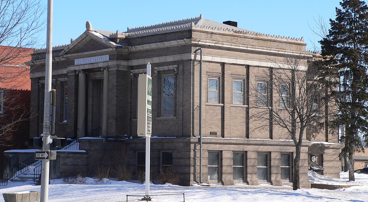 Grand Island Carnegie library from NW