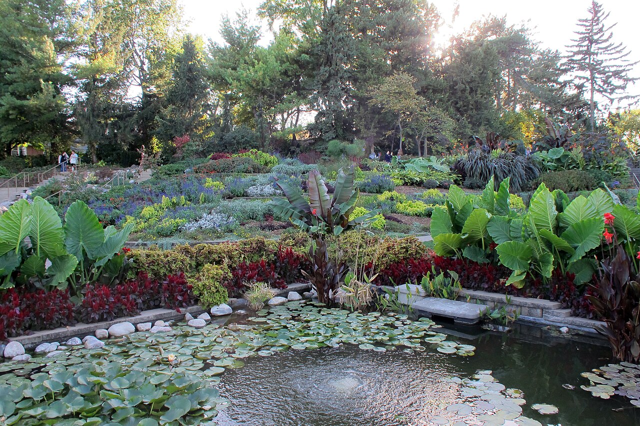 Sunken Gardens (inside 2), Lincoln, Nebraska, USA